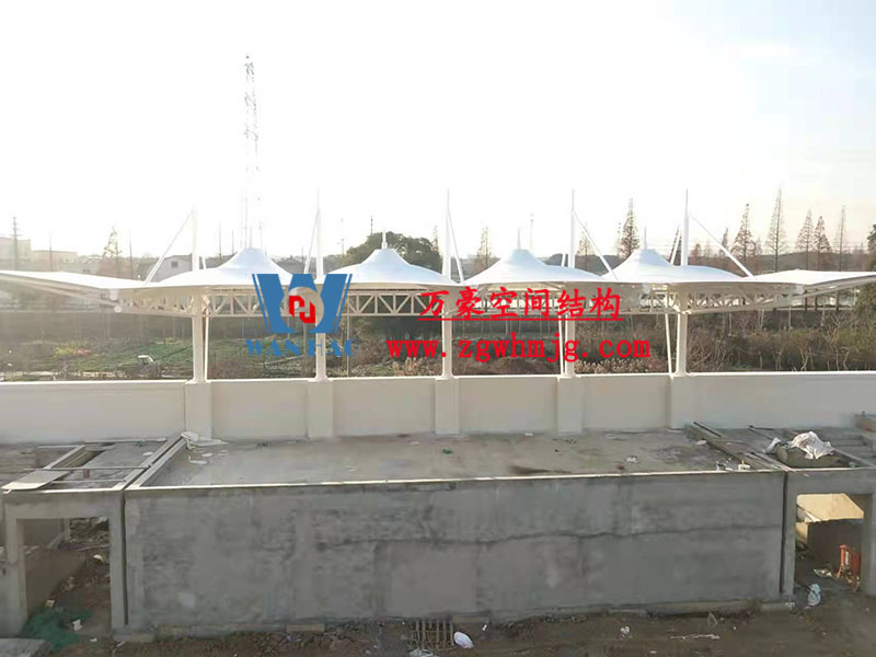 張家港市新建九年一貫制學校膜結(jié)構(gòu)工程完工