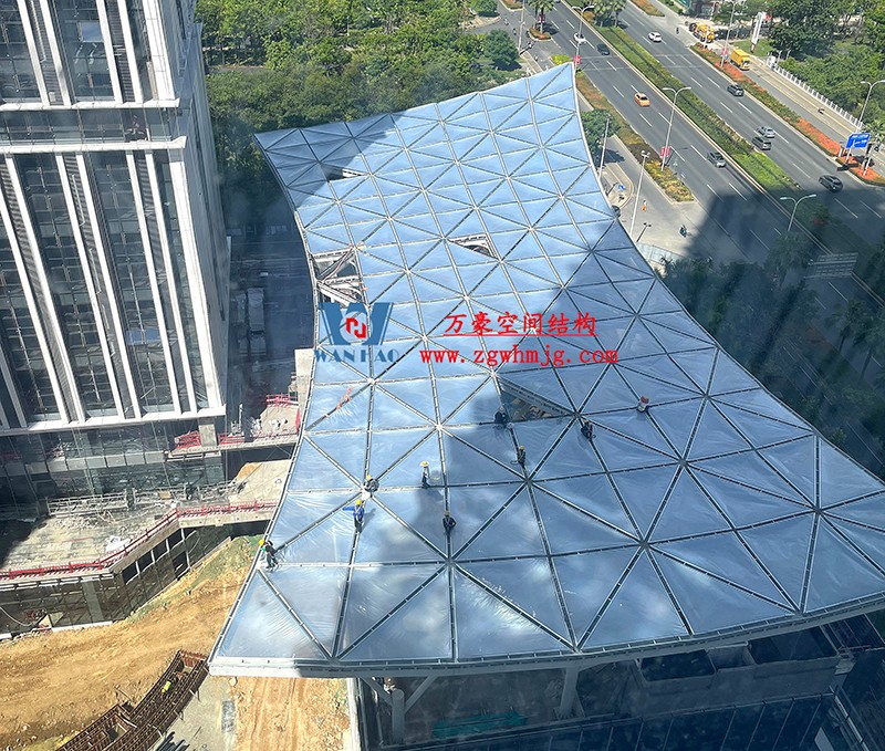 縱使烈日炎炎，腳步從未止歇！海南這個(gè)ETFE氣枕膜項(xiàng)目施工進(jìn)度有最新消息