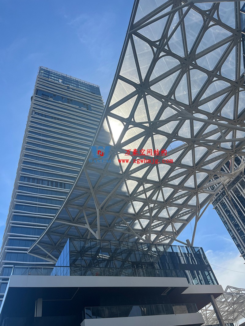 縱使烈日炎炎，腳步從未止歇！海南這個(gè)ETFE氣枕膜項(xiàng)目施工進(jìn)度有最新消息