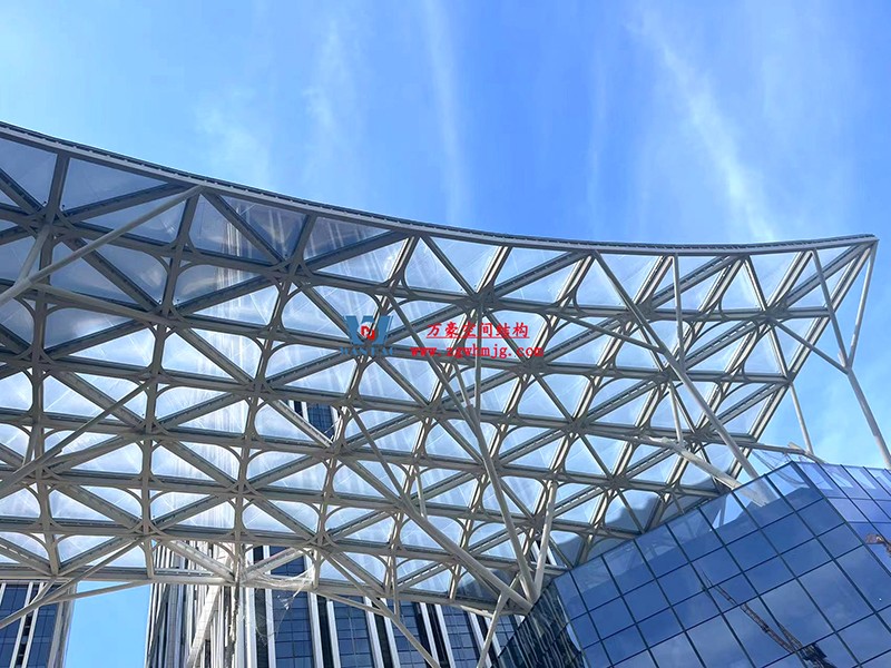 縱使烈日炎炎，腳步從未止歇！海南這個(gè)ETFE氣枕膜項(xiàng)目施工進(jìn)度有最新消息