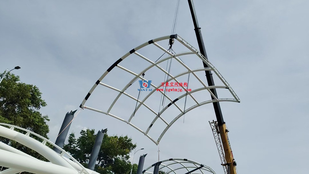 全面加速建設，創建優質精品工程