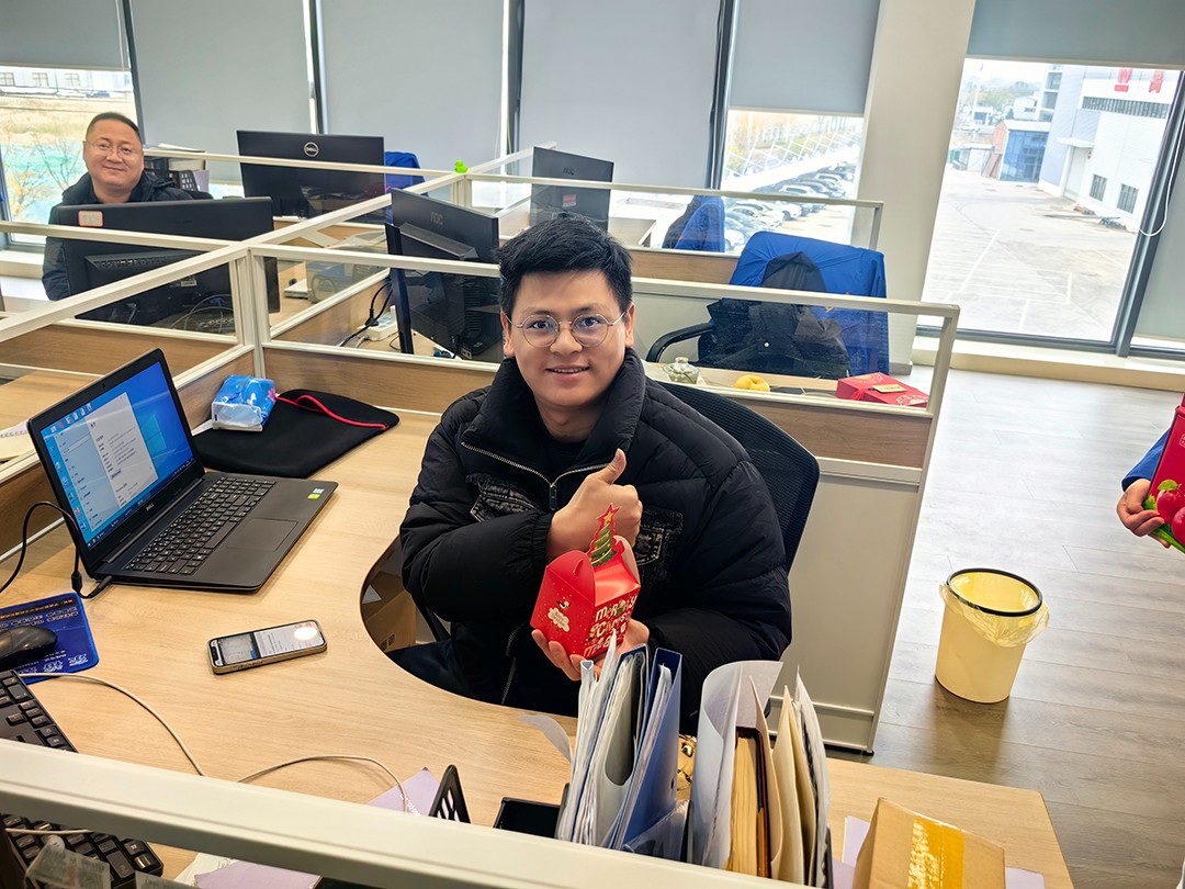 關(guān)愛員工，愛在萬豪|暖心平安夜，傳遞“蘋”安幸福