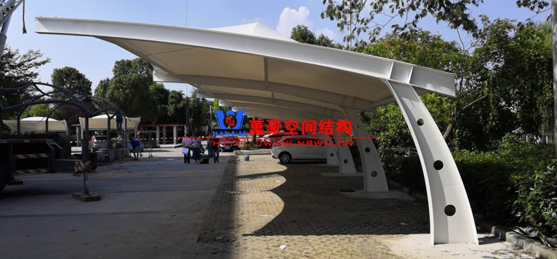膜結(jié)構(gòu)停車(chē)棚