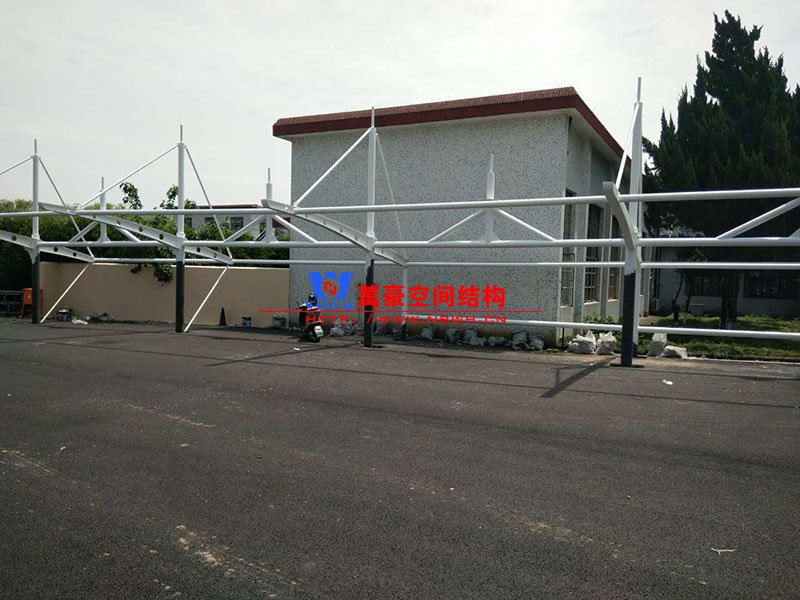 膜結(jié)構(gòu)車(chē)棚