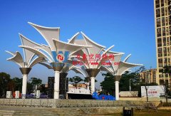 膜結(jié)構材料有哪些優(yōu)點特點？膜結(jié)構材料性能特點分析